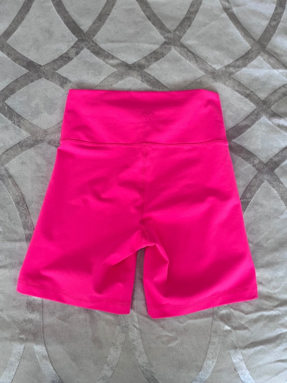 Aritzia tna bike shorts medium pink